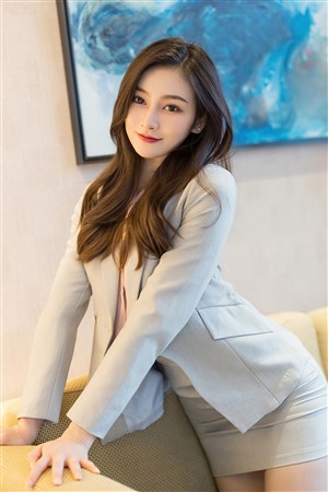 女机械人